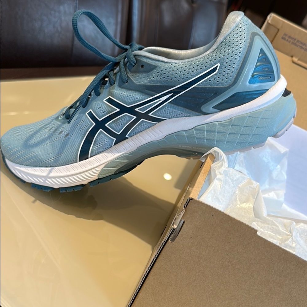 ASICS sneakers - Picture 3 of 4